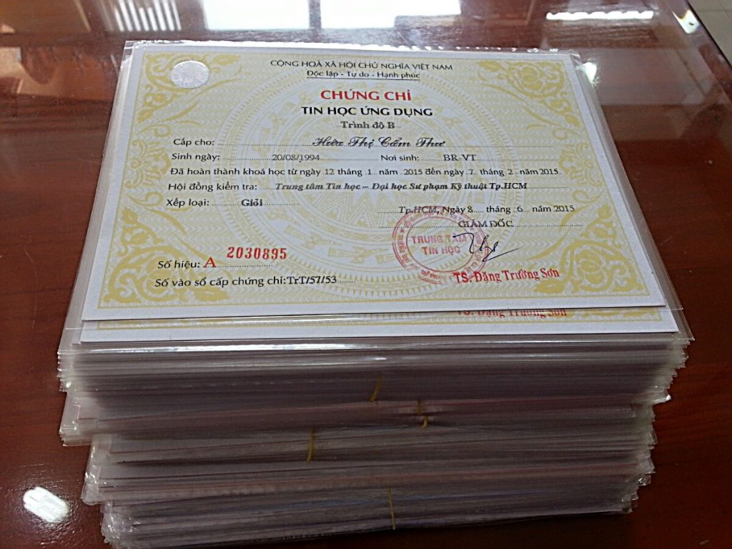 Mẫu Chứng Chỉ 2 chứng chỉ tin học